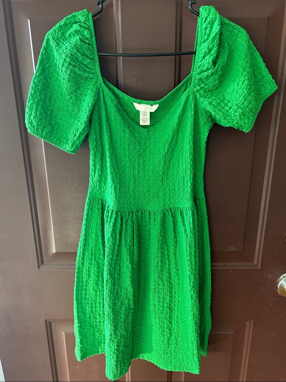 H&M Green Textured Puff-Sleeve Mini Dress - Picture 2 of 3